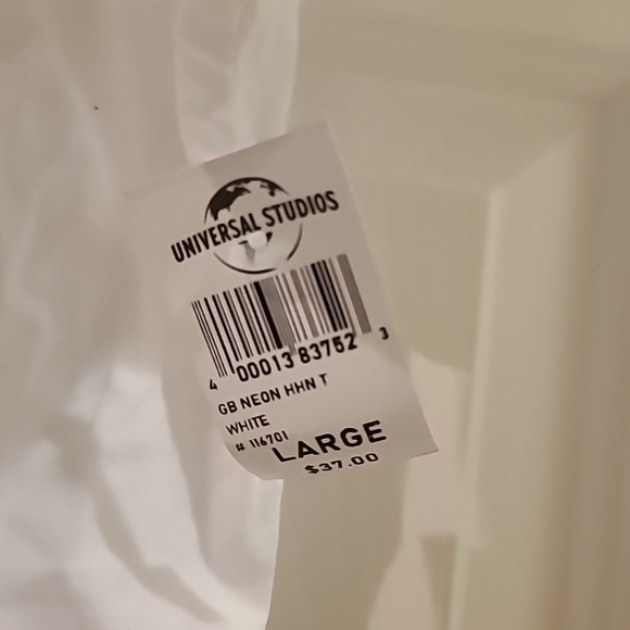 Universal Studios Halloween Horror Nights Ghostbuster Crop Top, Size L, New. - Picture 4 of 6